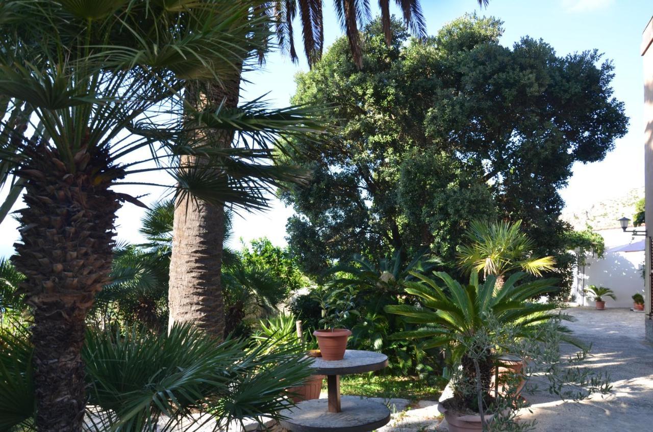 Il Paradiso Di Giacomo Эриче Экстерьер фото